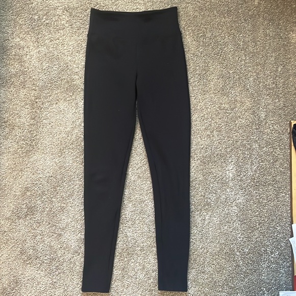 Spanx Assets Black Pointe Leggings Size Small EUC - Picture 3 of 4